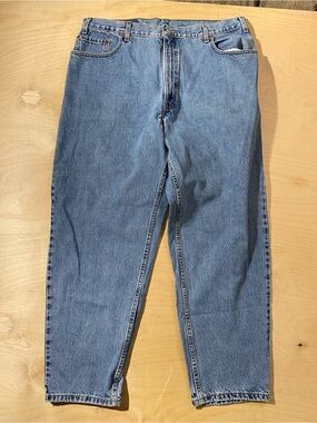 560 Levi's Light Blue Slim Straight Men's Jeans 40 x 30 (SI)